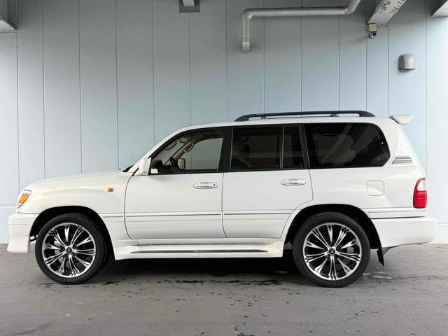 AMERICA LEXUS LX470 17