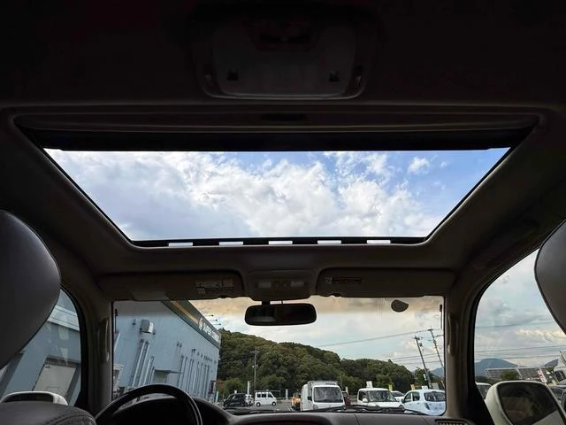 AMERICA LEXUS LX470 31