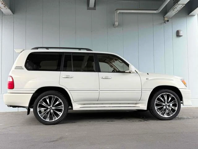 AMERICA LEXUS LX470 13