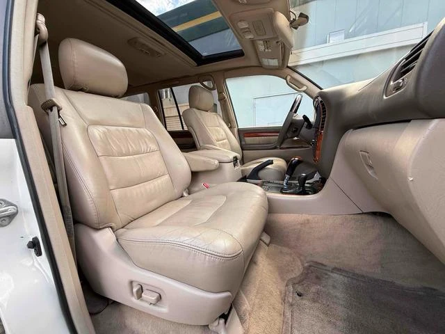 AMERICA LEXUS LX470 34