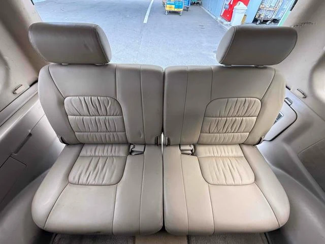 AMERICA LEXUS LX470 39