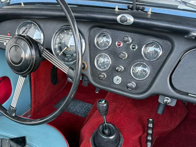 Triumph TR-3 22