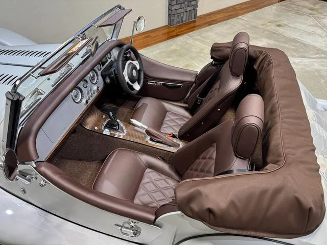 Morgan PLUS4 32