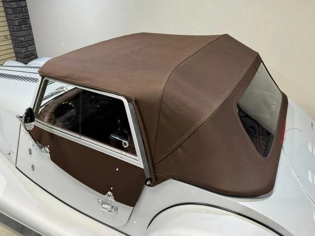 Morgan PLUS4 9