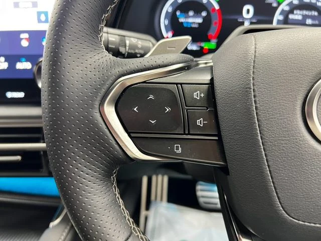 Lexus RX 69