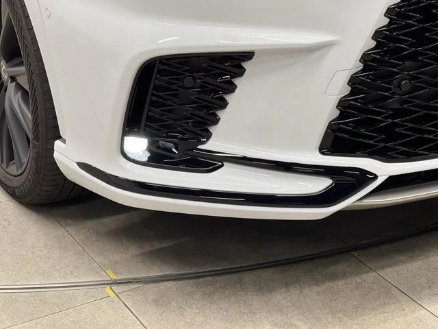 Lexus RX 21