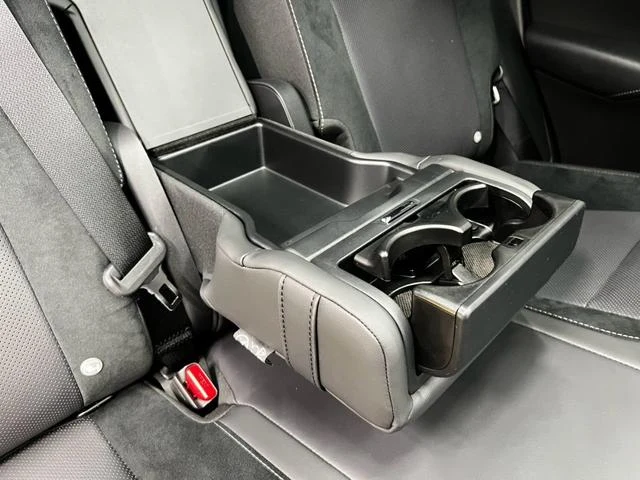 Lexus RX 46