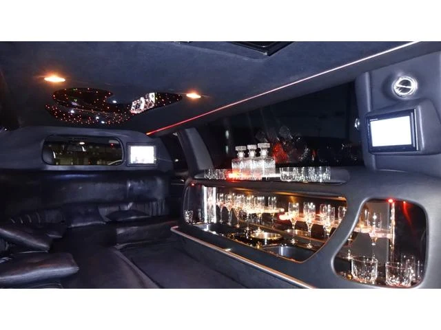 Lincoln LIMOUSINE 27