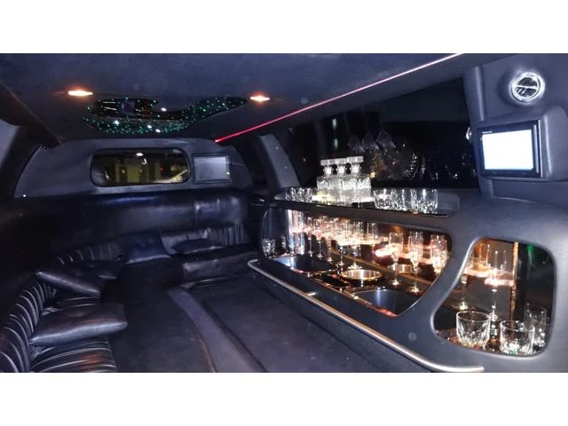 Lincoln LIMOUSINE 29