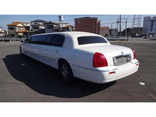 Lincoln LIMOUSINE 8