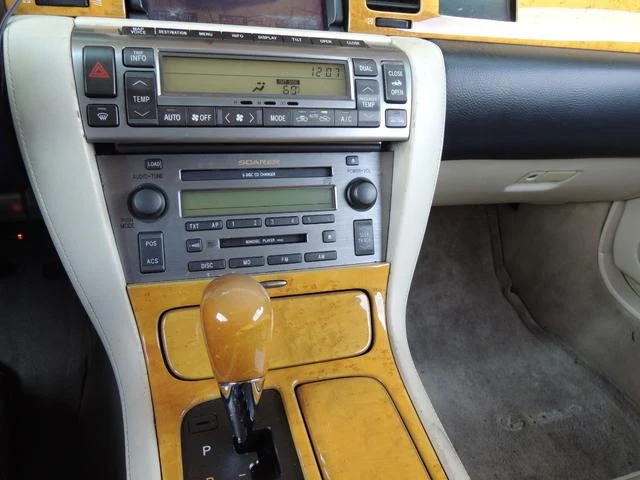 AMERICA LEXUS SC430 12