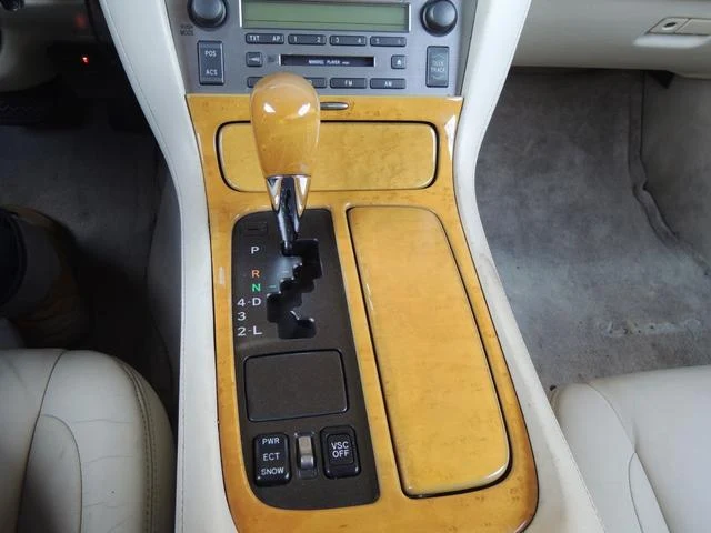 AMERICA LEXUS SC430 13