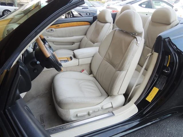 AMERICA LEXUS SC430 44