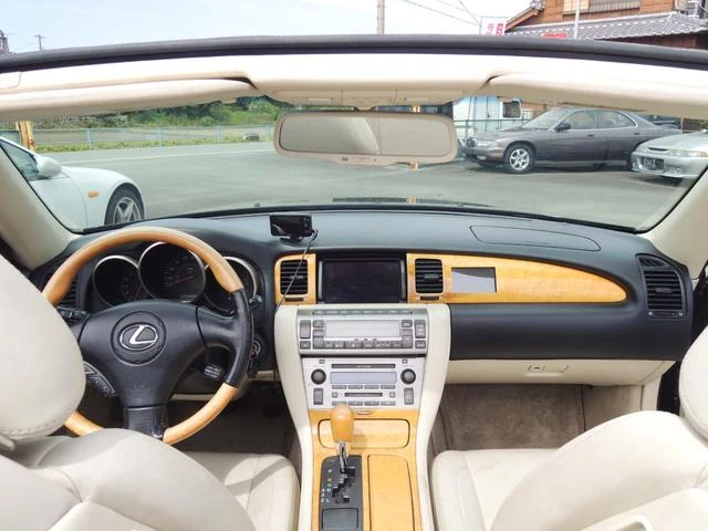 AMERICA LEXUS SC430 9
