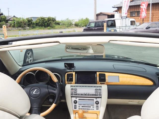 AMERICA LEXUS SC430 39