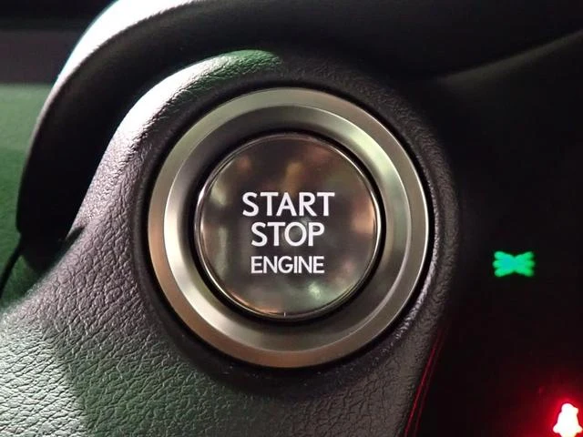 Lexus IS 18