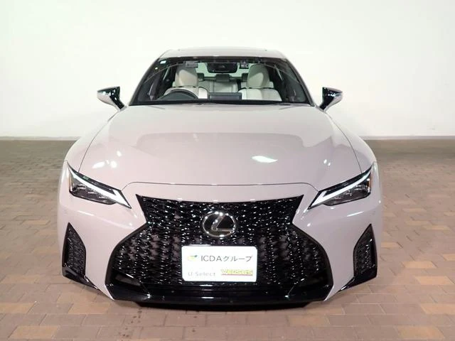 Lexus IS 33