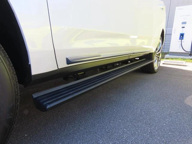 Cadillac ESCALADE 13