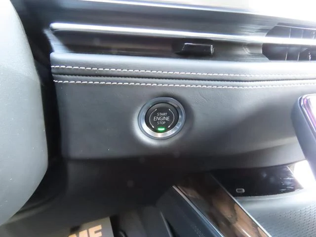 Cadillac ESCALADE 44