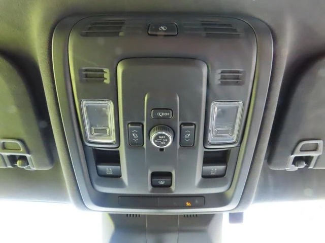 Cadillac ESCALADE 56