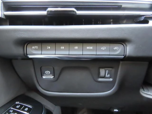 Cadillac ESCALADE 45
