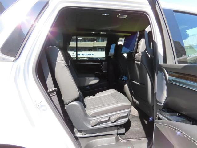 Cadillac ESCALADE 31
