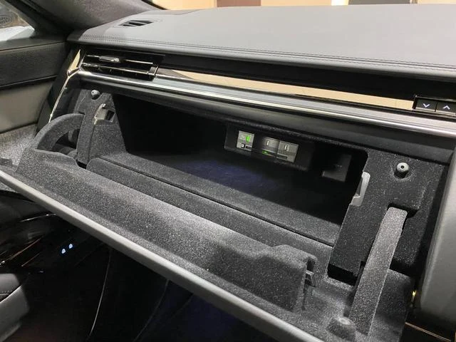 Land Rover RANGE ROVER 38