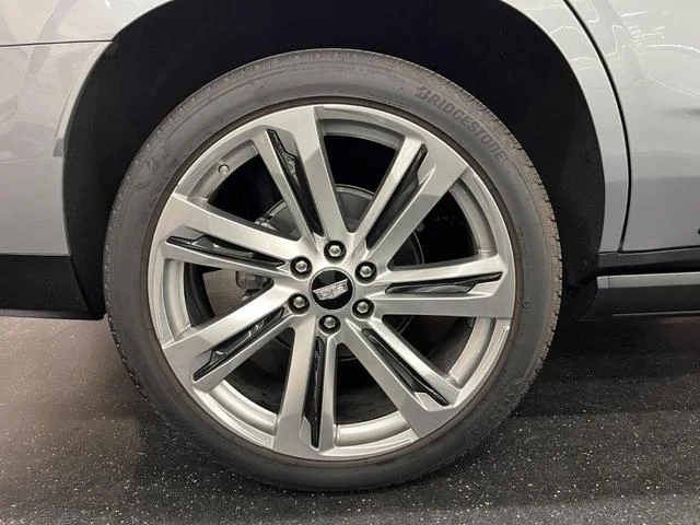 Cadillac ESCALADE 50