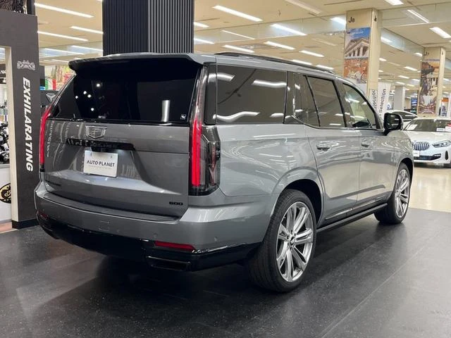 Cadillac ESCALADE 60