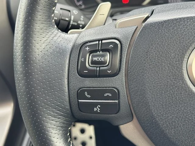Lexus NX 20