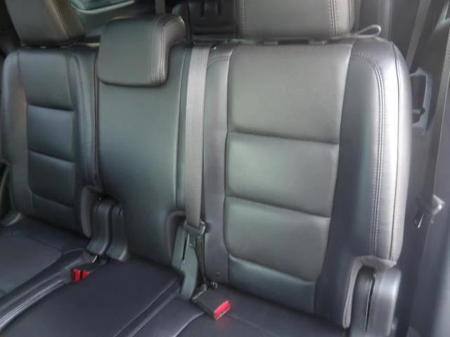 Ford EXPLORER 42