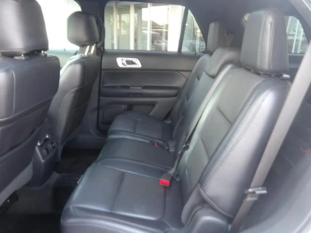Ford EXPLORER 43