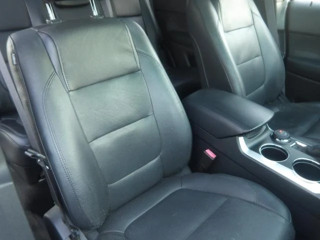 Ford EXPLORER 53