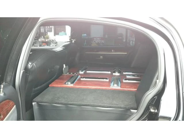 Lincoln LIMOUSINE 26