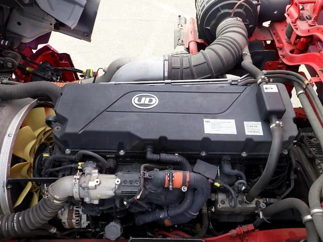 UD Trucks QUON 23
