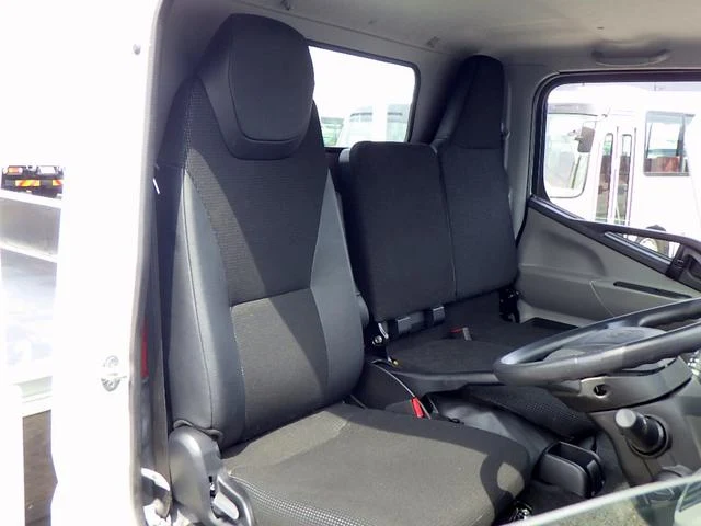 UD Trucks KAZET 41