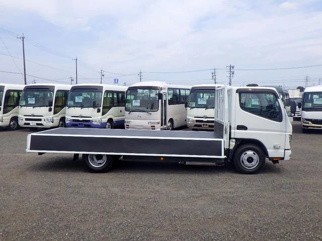 UD Trucks KAZET 26