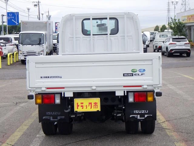 Isuzu ELF 5