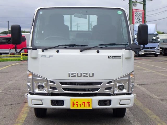 Isuzu ELF 36