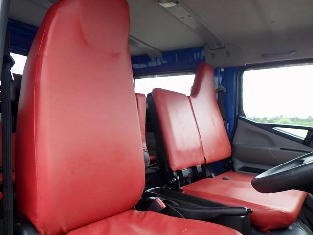 Mitsubishi Fuso CANTER 11