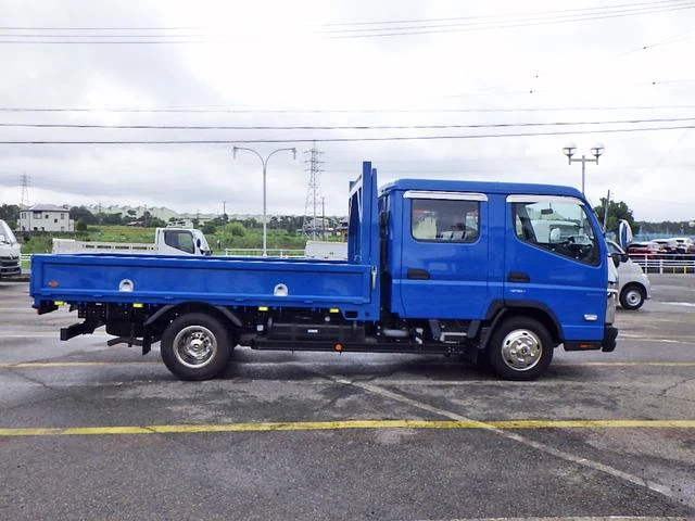 Mitsubishi Fuso CANTER 4