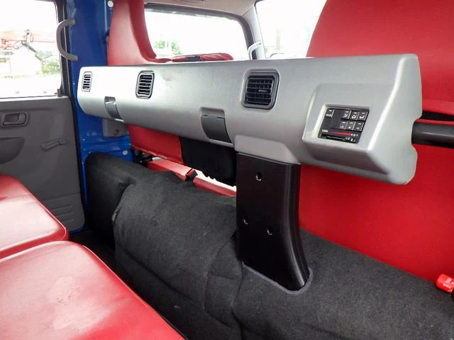 Mitsubishi Fuso CANTER 44