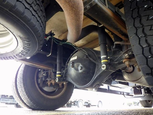 Mitsubishi Fuso CANTER 27