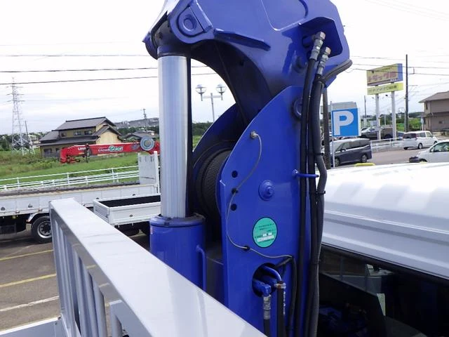Mitsubishi Fuso FIGHTER 39