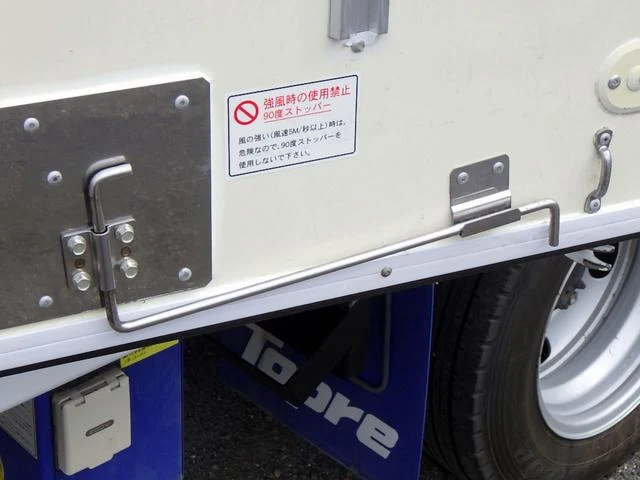 Hino DUTRO 42