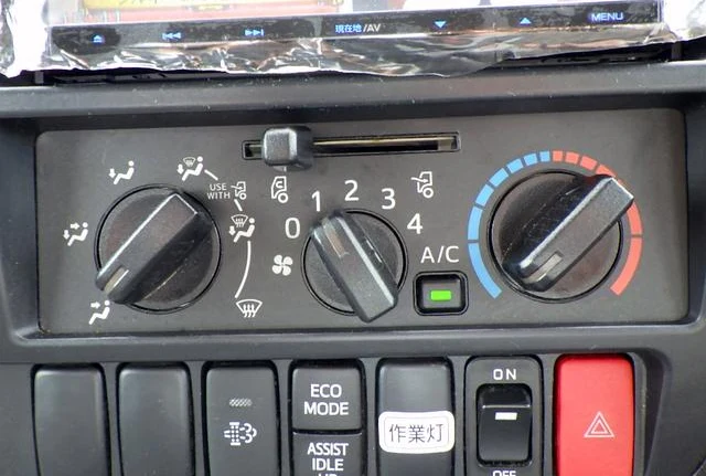 Hino DUTRO 15