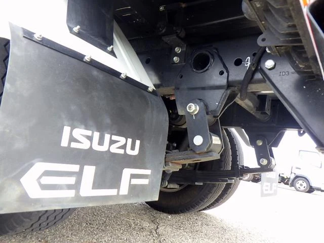 Isuzu ELF 20