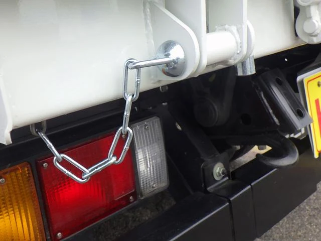 Isuzu ELF 43