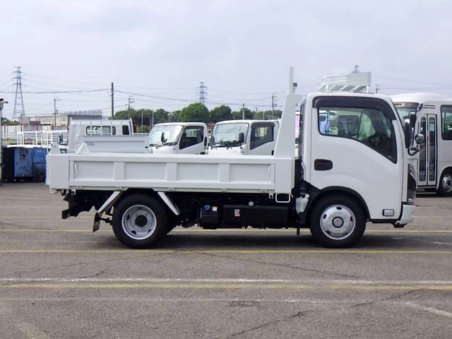 Isuzu ELF 4