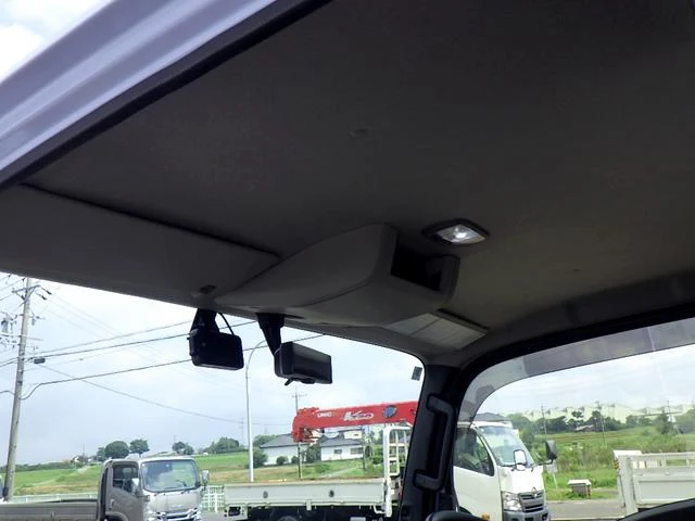 Isuzu ELF 20
